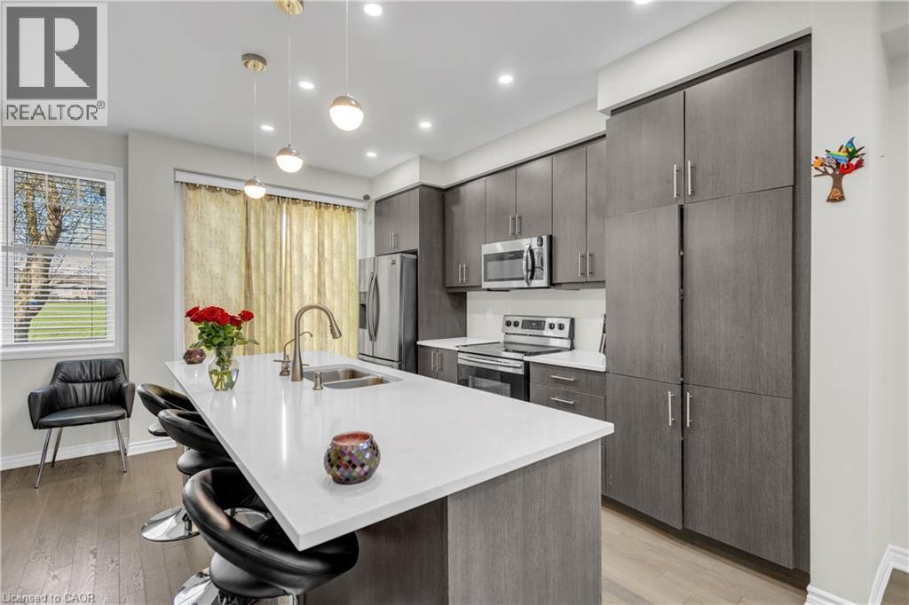 661 Doon South Drive, Kitchener, Ontario  N2P 0H5 - Photo 5 - 40823681