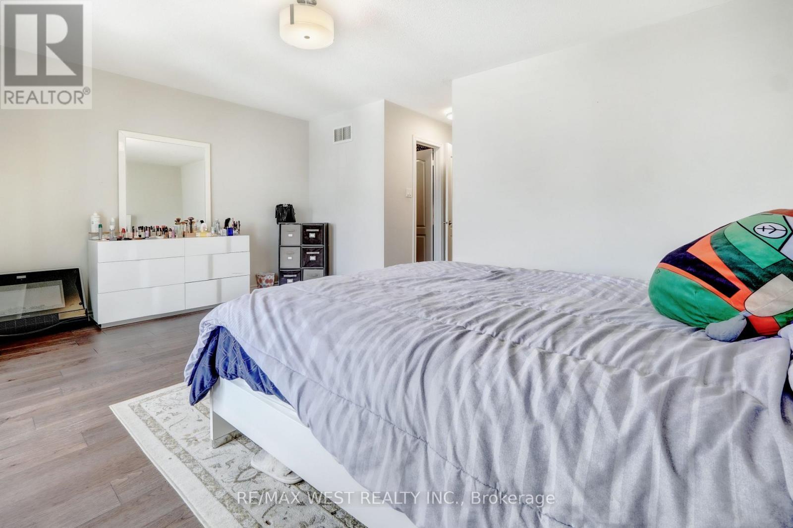 3 Amaryllis Avenue, Richmond Hill, Ontario  L4E 3T7 - Photo 11 - N13031966