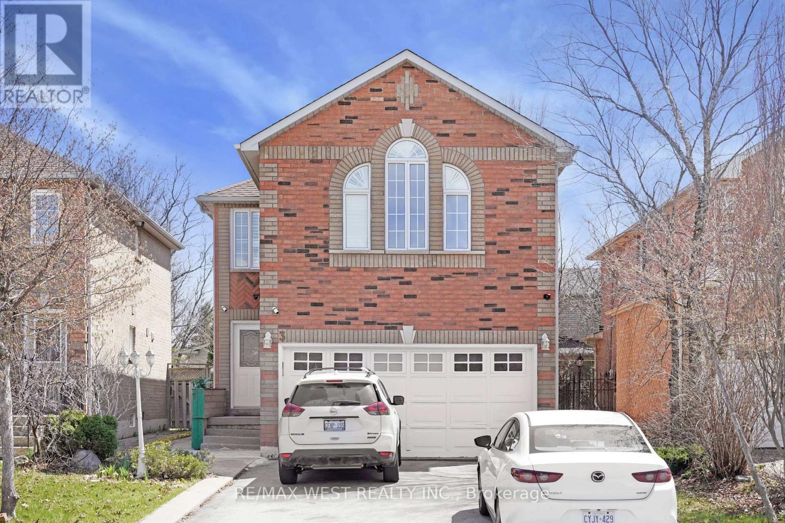 3 AMARYLLIS AVENUE, Richmond Hill, Ontario
