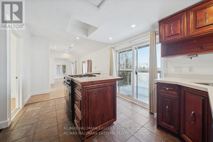 344 Fife Avenue, Selwyn, Ontario  K9J 6X3 - Photo 11 - X12895394