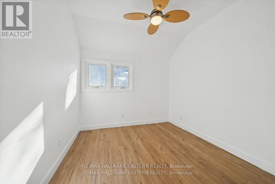 344 Fife Avenue, Selwyn, Ontario  K9J 6X3 - Photo 12 - X12895394