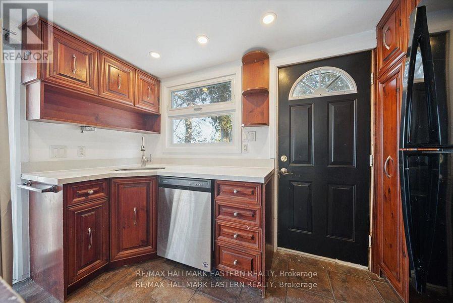 344 Fife Avenue, Selwyn, Ontario  K9J 6X3 - Photo 10 - X12895394