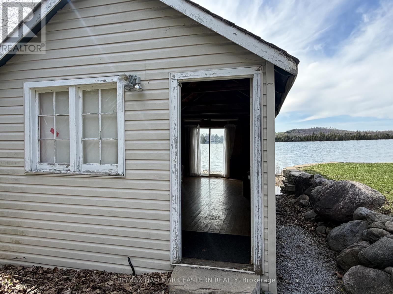 344 Fife Avenue, Selwyn, Ontario  K9J 6X3 - Photo 27 - X12895394