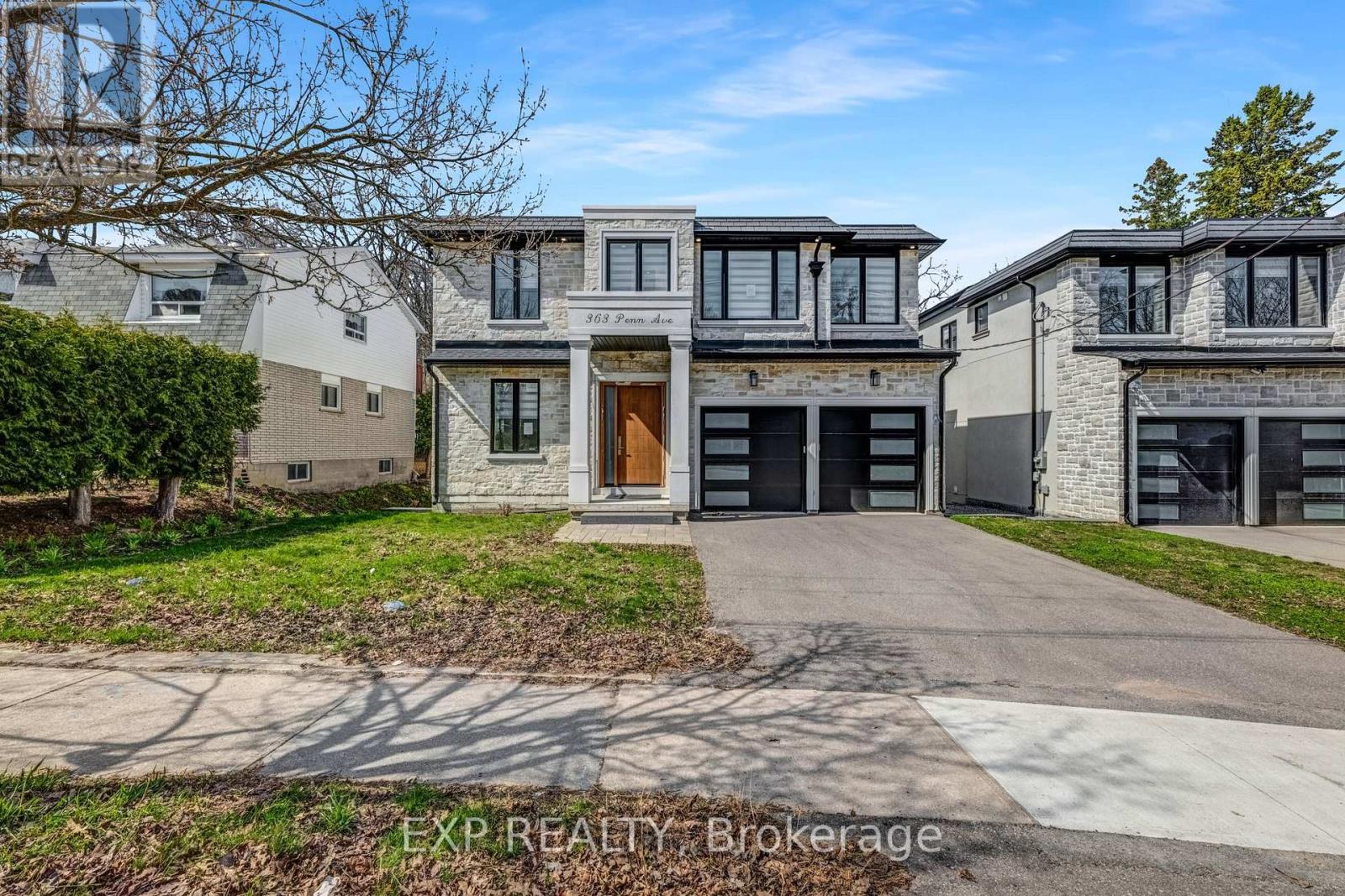 363 PENN AVENUE, newmarket (bristol-london), Ontario