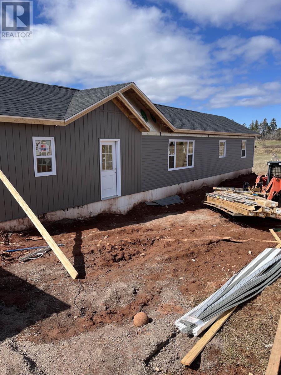 101 Darlington Road, North Wiltshire, Prince Edward Island  C0A 1Y0 - Photo 4 - 202519054