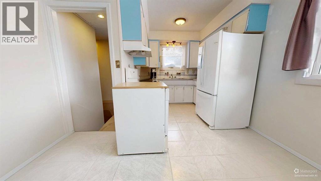 602 27 Street N, Lethbridge, Alberta  T1H 3W7 - Photo 6 - A2274234