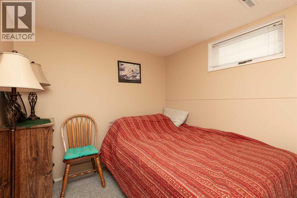 602 27 Street N, Lethbridge, Alberta  T1H 3W7 - Photo 29 - A2274234