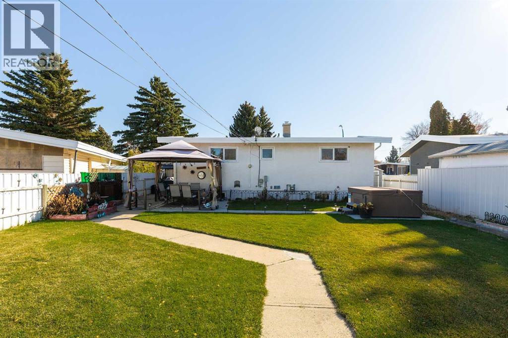 602 27 Street N, Lethbridge, Alberta  T1H 3W7 - Photo 42 - A2274234