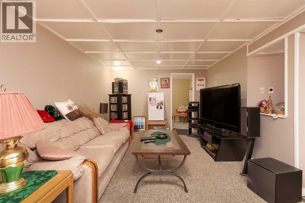 602 27 Street N, Lethbridge, Alberta  T1H 3W7 - Photo 26 - A2274234