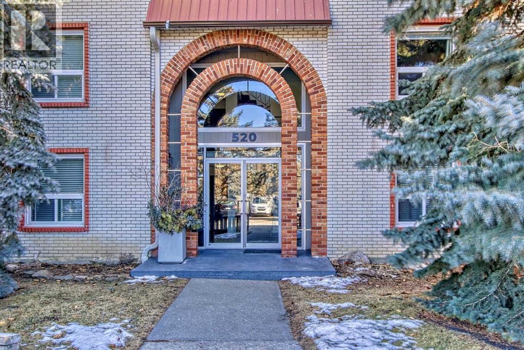 202, 520 Cedar Crescent SW, Calgary, Alberta  T3C 2Y8 - Photo 4 - A2303330