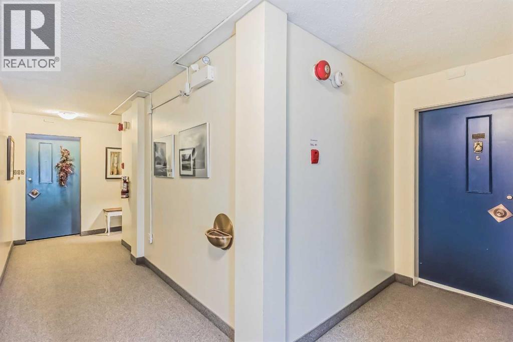 202, 520 Cedar Crescent SW, Calgary, Alberta  T3C 2Y8 - Photo 6 - A2303330