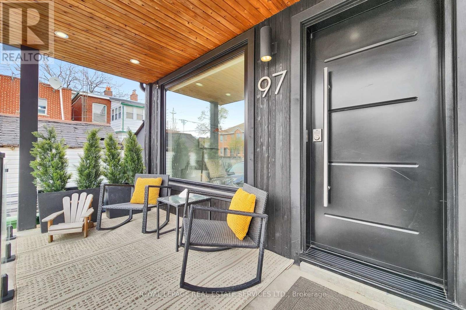 97 ASCOT AVENUE, Toronto, Ontario