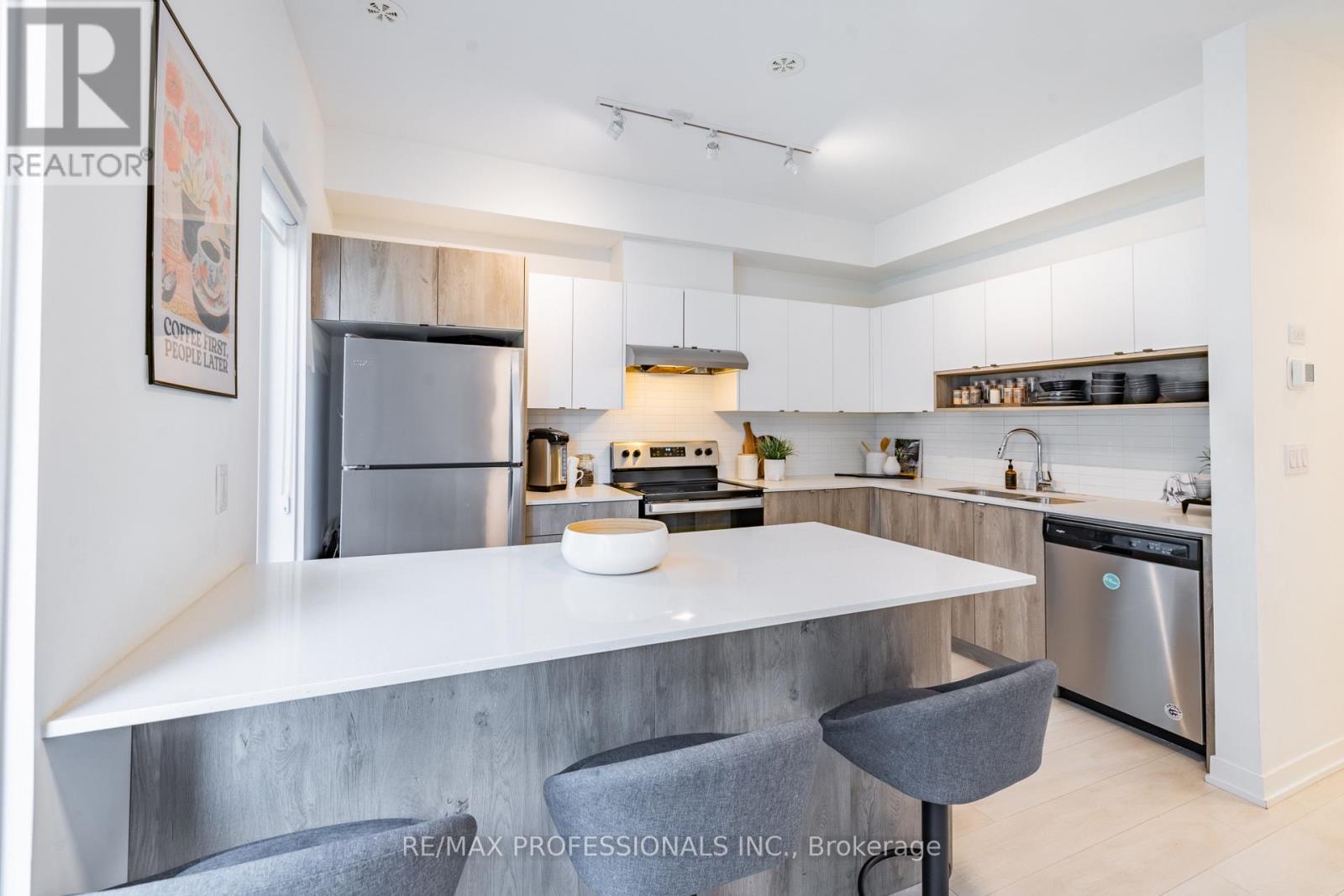 Th27 - 1095 Cooke Boulevard, Burlington, Ontario  L7T 0C4 - Photo 11 - W13046714