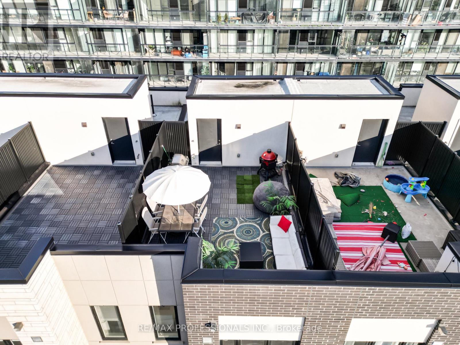 Th27 - 1095 Cooke Boulevard, Burlington, Ontario  L7T 0C4 - Photo 26 - W13046714