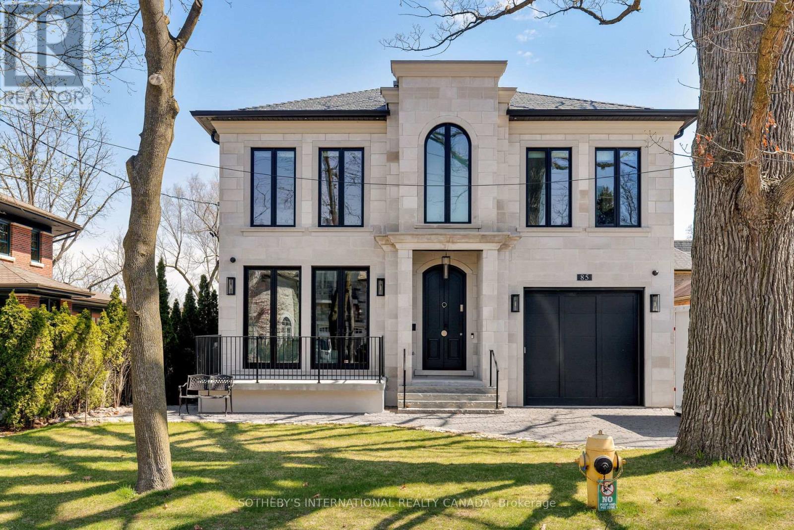 85 KINGSWAY CRESCENT, toronto (kingsway south), Ontario