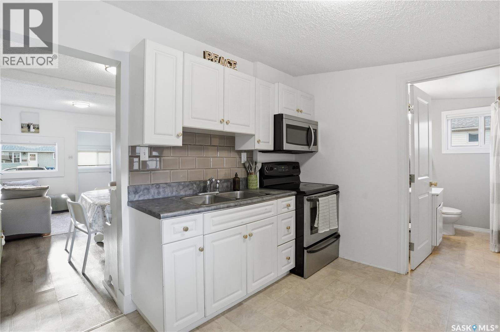 1334 I Avenue N, Saskatoon, Saskatchewan  S7L 2J3 - Photo 12 - SK033753