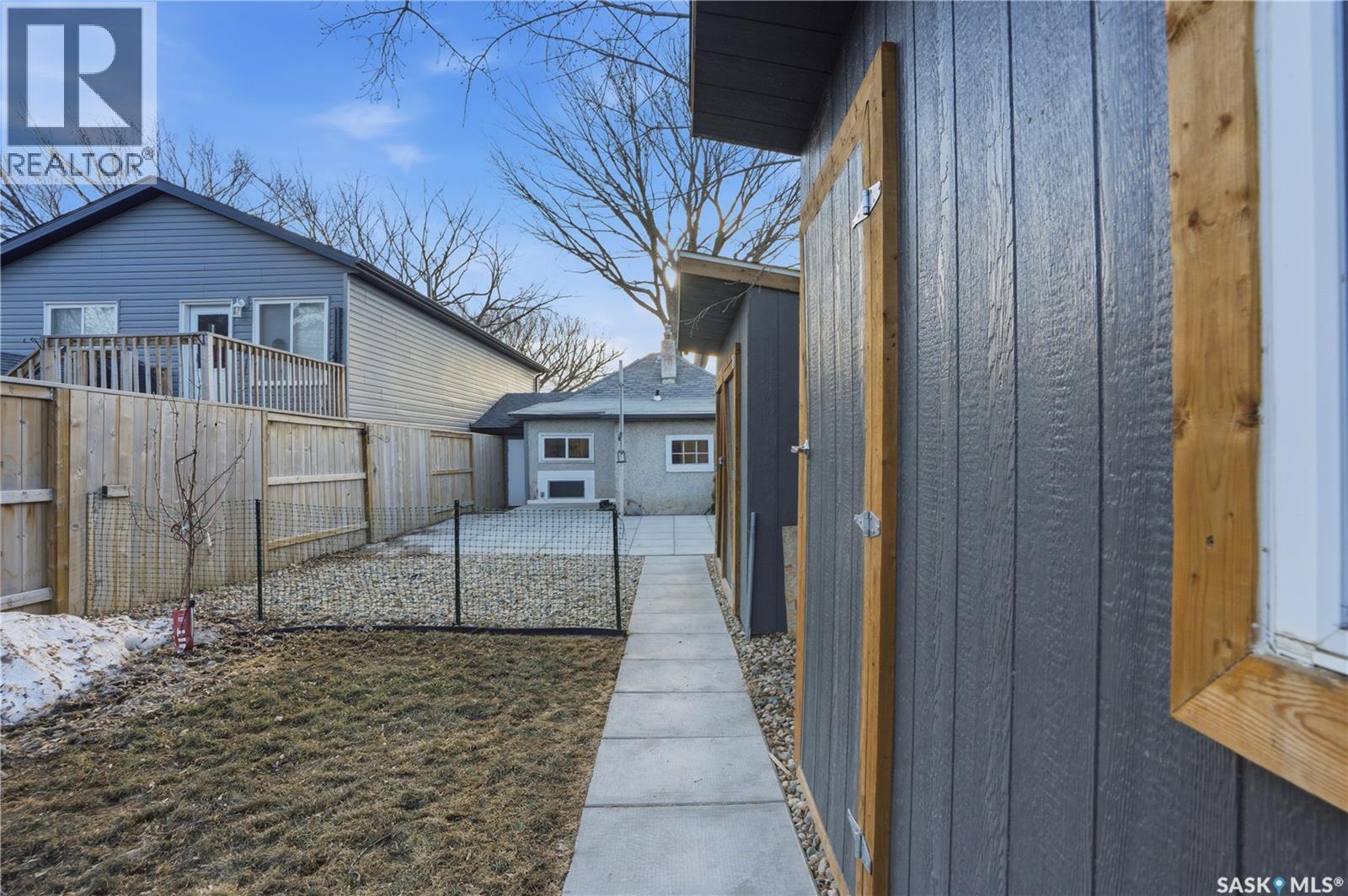 1334 I Avenue N, Saskatoon, Saskatchewan  S7L 2J3 - Photo 35 - SK033753