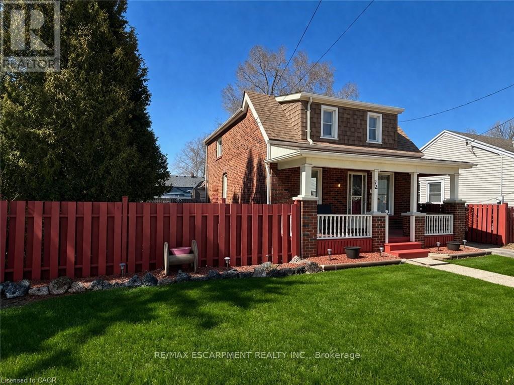 72 East 32nd Street, Hamilton, Ontario  L8V 3R9 - Photo 2 - X13046712
