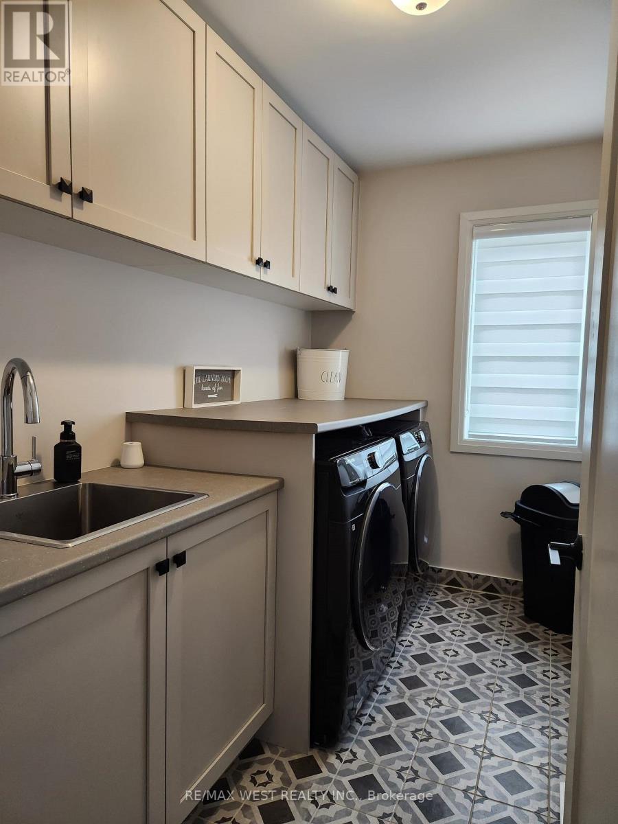 609 Sandillon Place, Ottawa, Ontario  K1W 1H2 - Photo 9 - X13046720