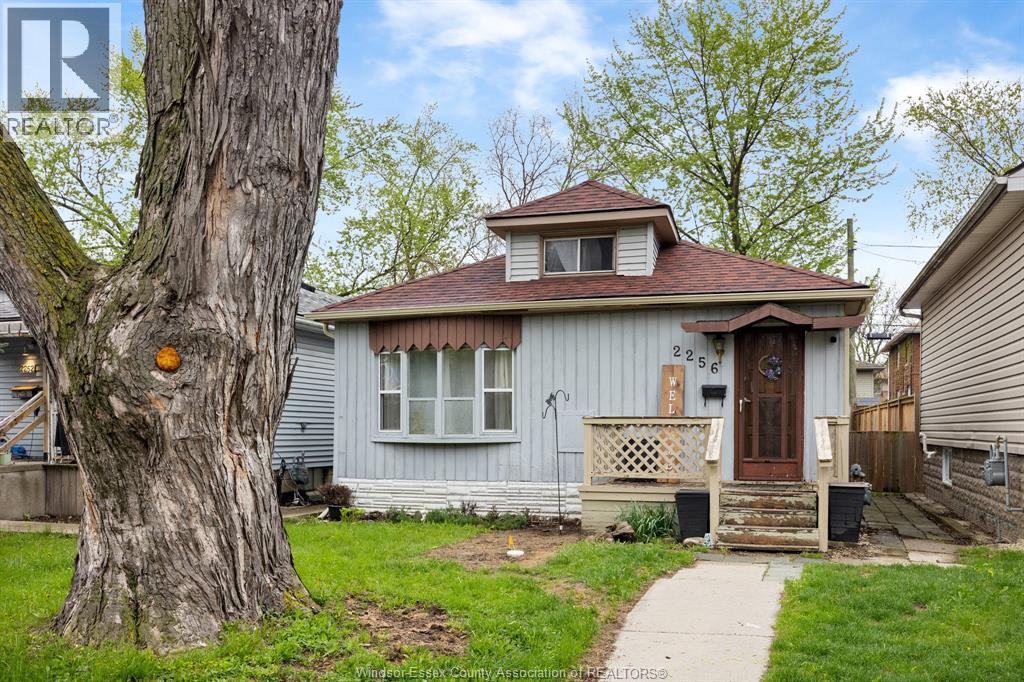 2256 Church, Windsor, Ontario  N8X 1V9 - Photo 1 - 26009204