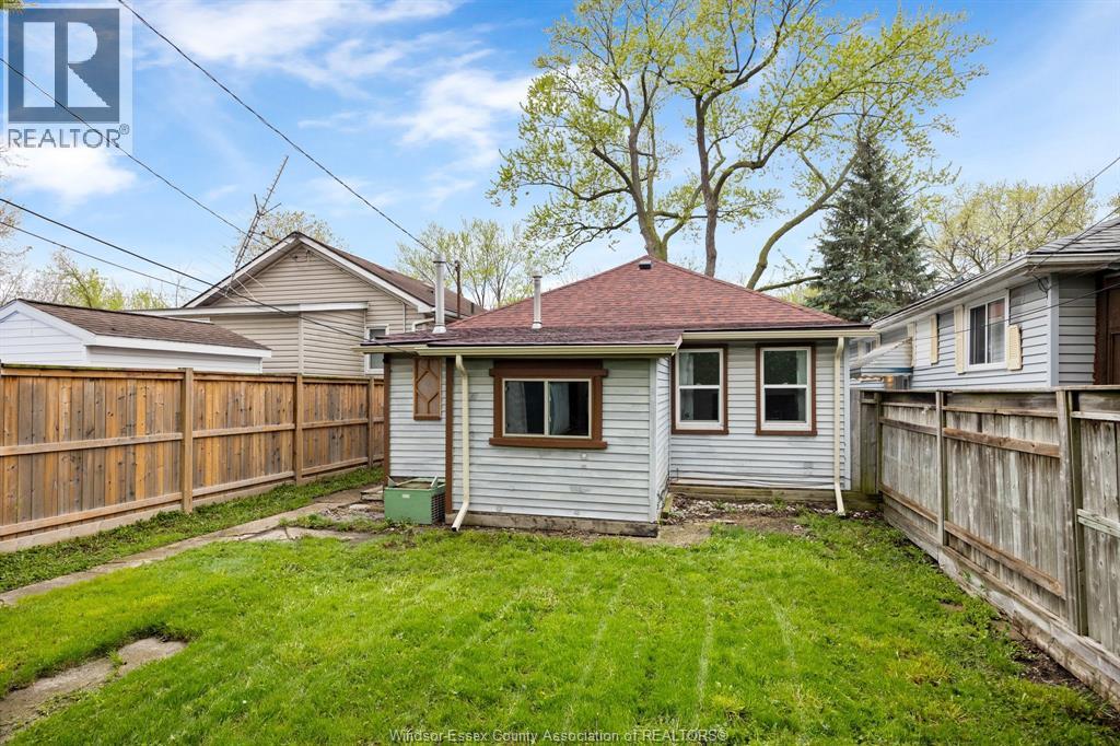 2256 Church, Windsor, Ontario  N8X 1V9 - Photo 16 - 26009204