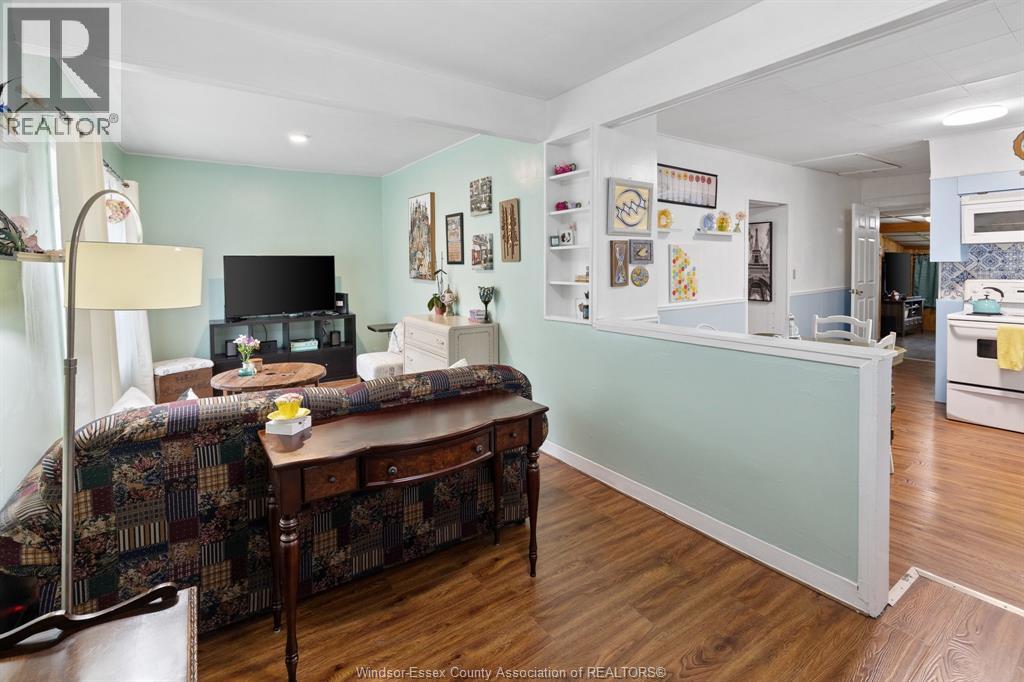 2256 Church, Windsor, Ontario  N8X 1V9 - Photo 2 - 26009204