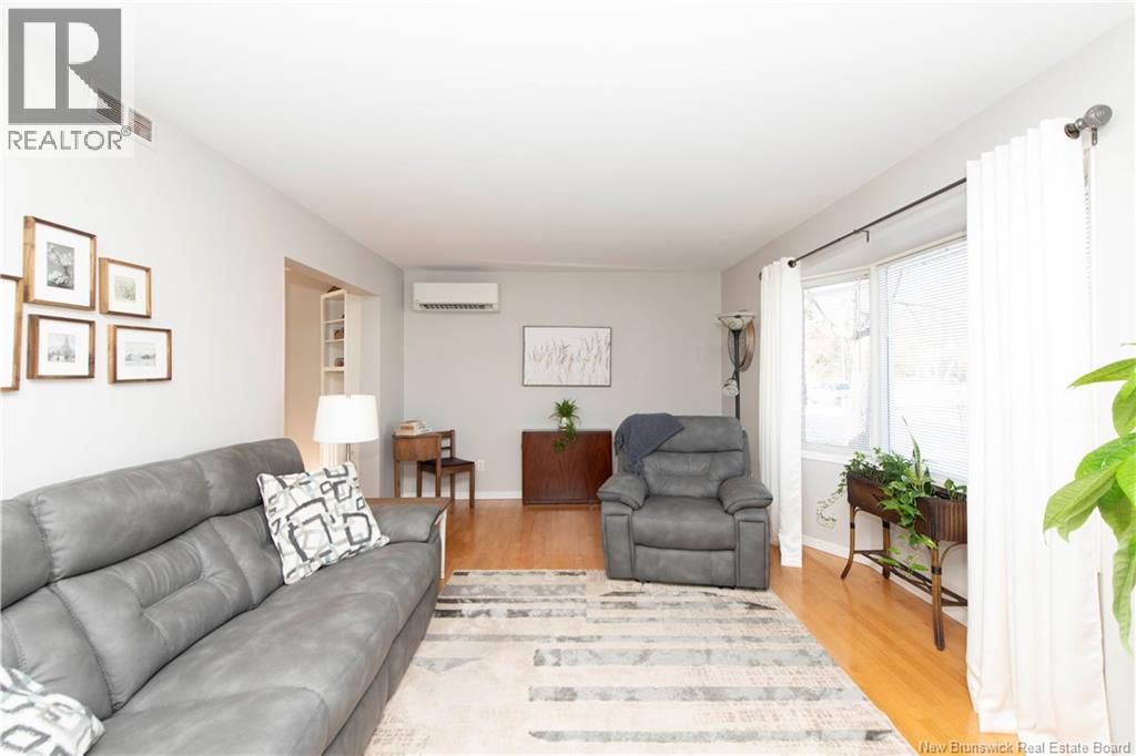 82 Crestwood Drive, Moncton, New Brunswick  E1C 9E4 - Photo 4 - NB133849