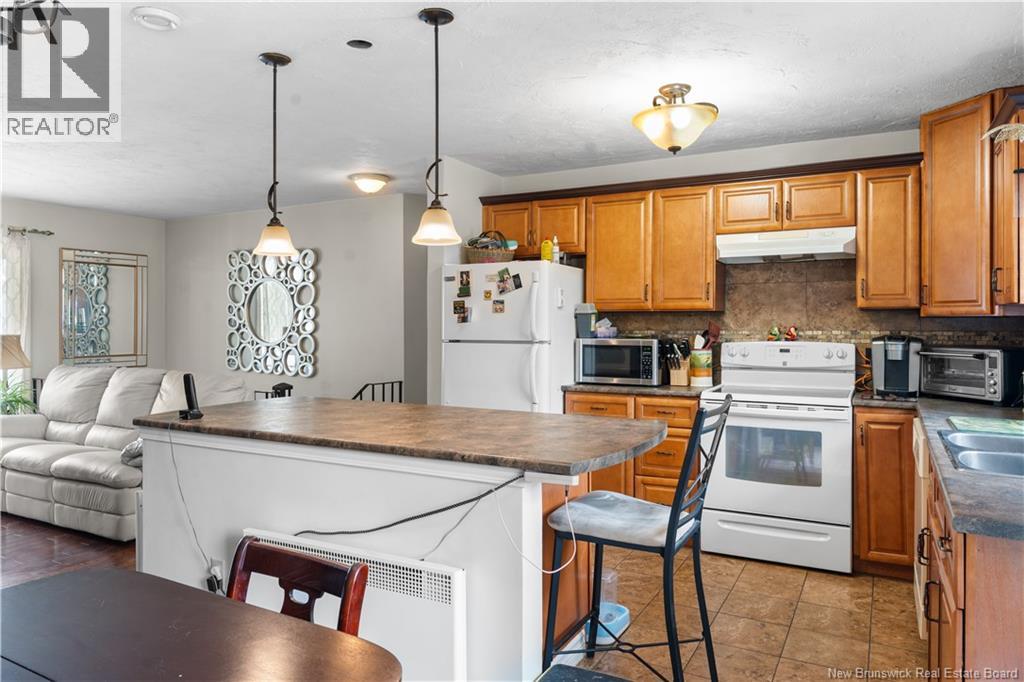 940 Frampton Lane, Moncton, New Brunswick  E1G 1P3 - Photo 4 - NB135187