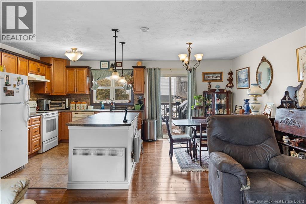 940 Frampton Lane, Moncton, New Brunswick  E1G 1P3 - Photo 7 - NB135187