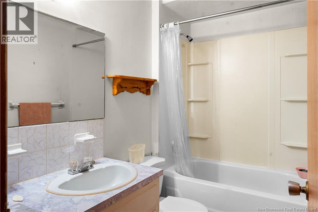 940 Frampton Lane, Moncton, New Brunswick  E1G 1P3 - Photo 30 - NB135187