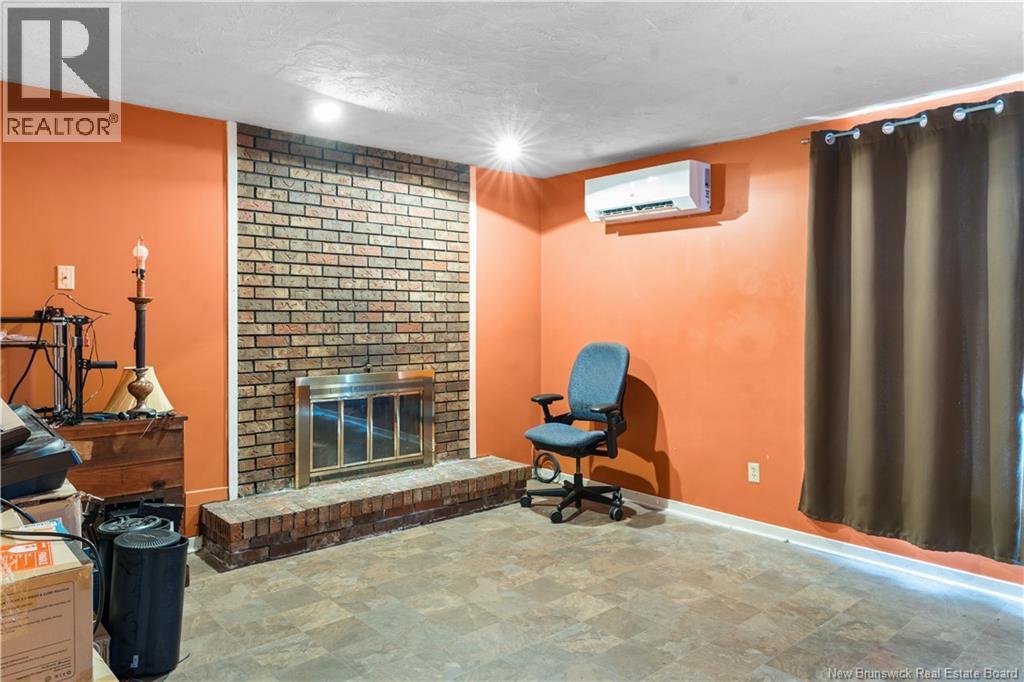 940 Frampton Lane, Moncton, New Brunswick  E1G 1P3 - Photo 27 - NB135187
