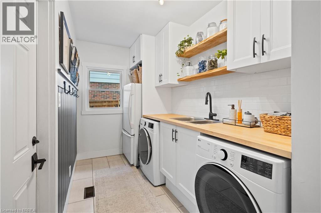 7 Colonial Crescent, Brantford, Ontario  N3R 7M5 - Photo 19 - 40822498