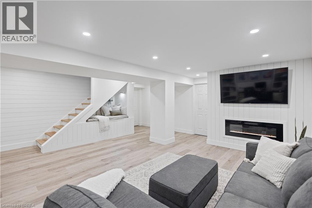 7 Colonial Crescent, Brantford, Ontario  N3R 7M5 - Photo 33 - 40822498