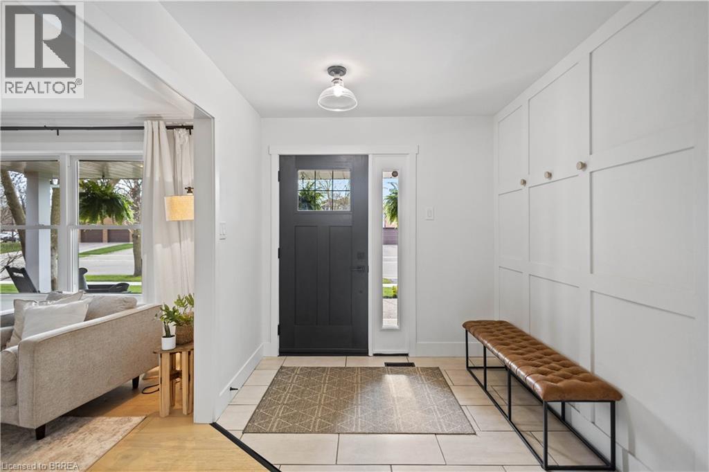 7 Colonial Crescent, Brantford, Ontario  N3R 7M5 - Photo 5 - 40822498