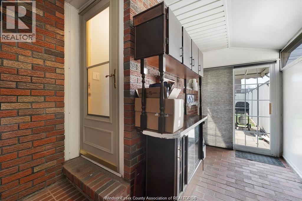2219 Marentette, Windsor, Ontario  N8X 4E8 - Photo 19 - 26009242
