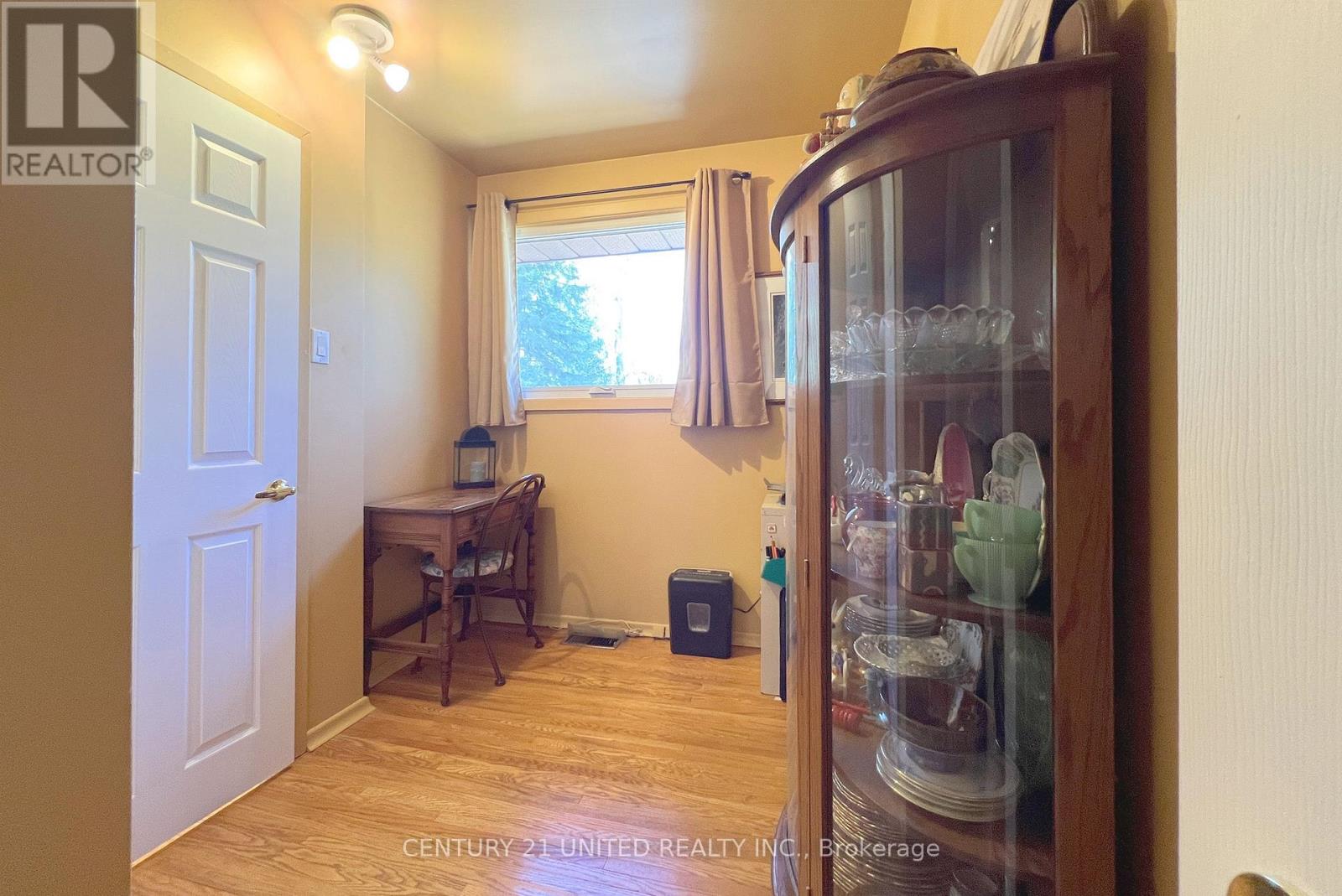 316 Leon Avenue, Peterborough, Ontario  K9L 1M1 - Photo 10 - X13006396