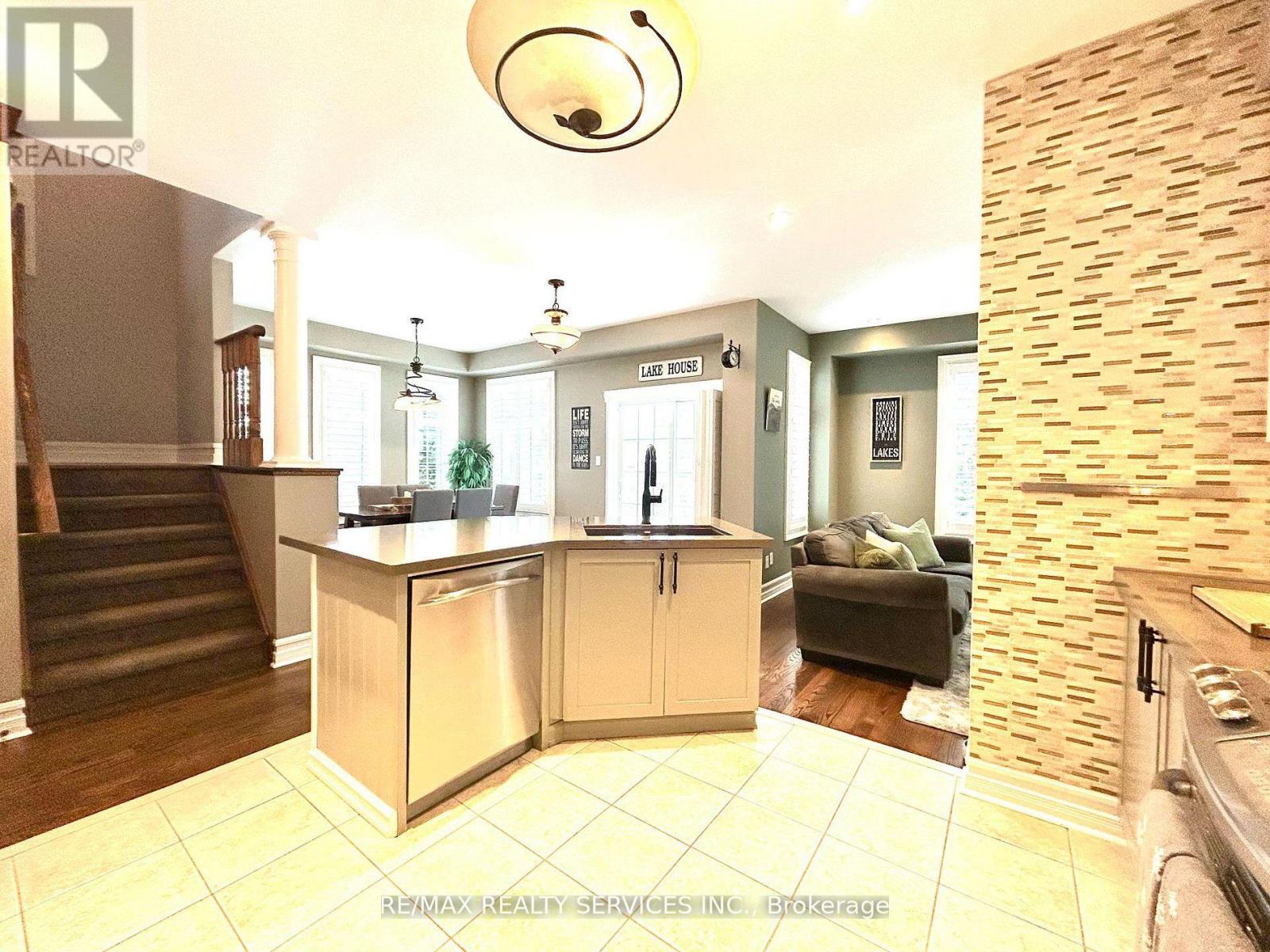 1 Milligan Street, Clarington, Ontario  L1B 1R2 - Photo 14 - E13039772