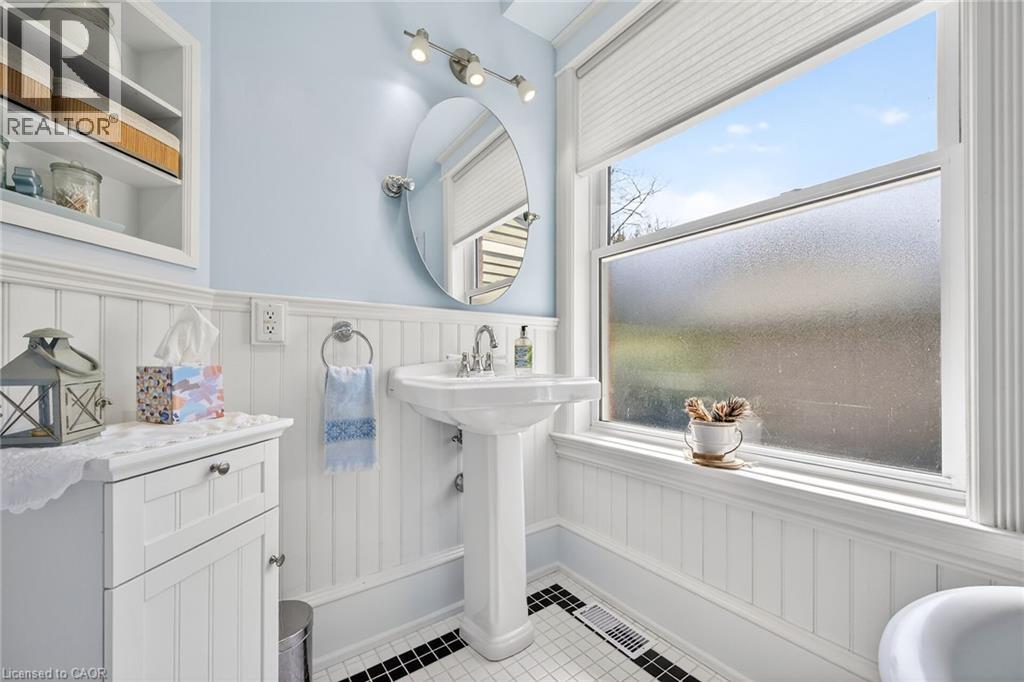 46 Bay Street, Mississauga, Ontario  L5H 1C3 - Photo 24 - 40824230