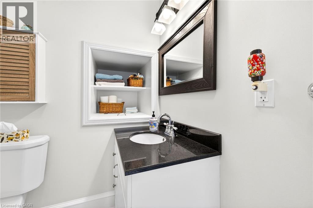 46 Bay Street, Mississauga, Ontario  L5H 1C3 - Photo 31 - 40824230