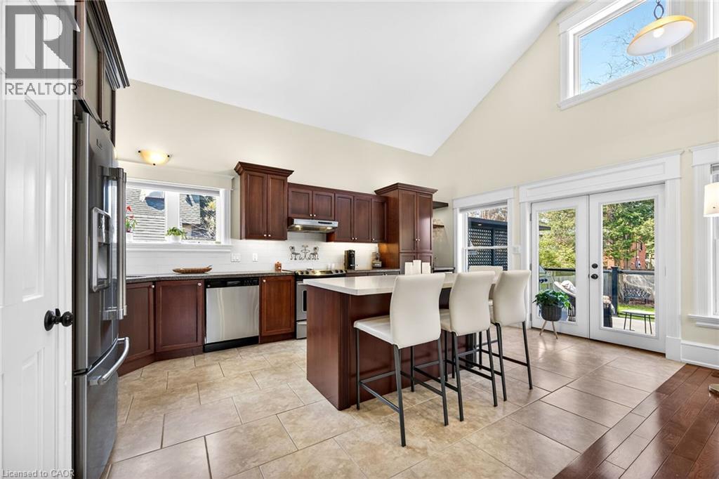 46 Bay Street, Mississauga, Ontario  L5H 1C3 - Photo 5 - 40824230