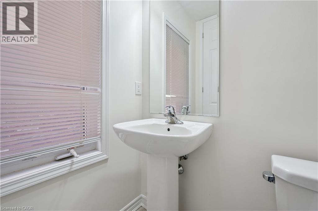 267 Grovehill Crescent, Kitchener, Ontario  N2R 0K8 - Photo 13 - 40823054