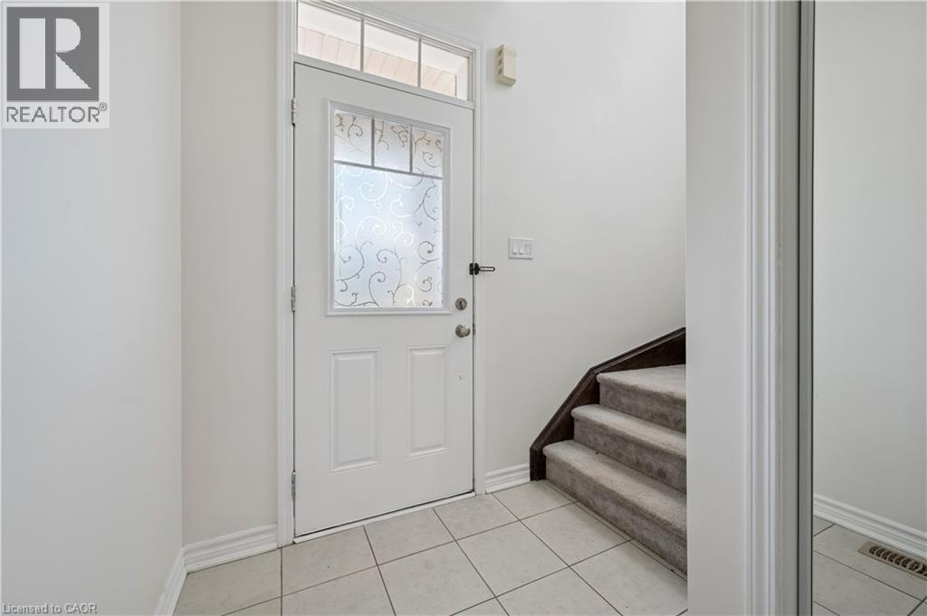 267 Grovehill Crescent, Kitchener, Ontario  N2R 0K8 - Photo 6 - 40823054