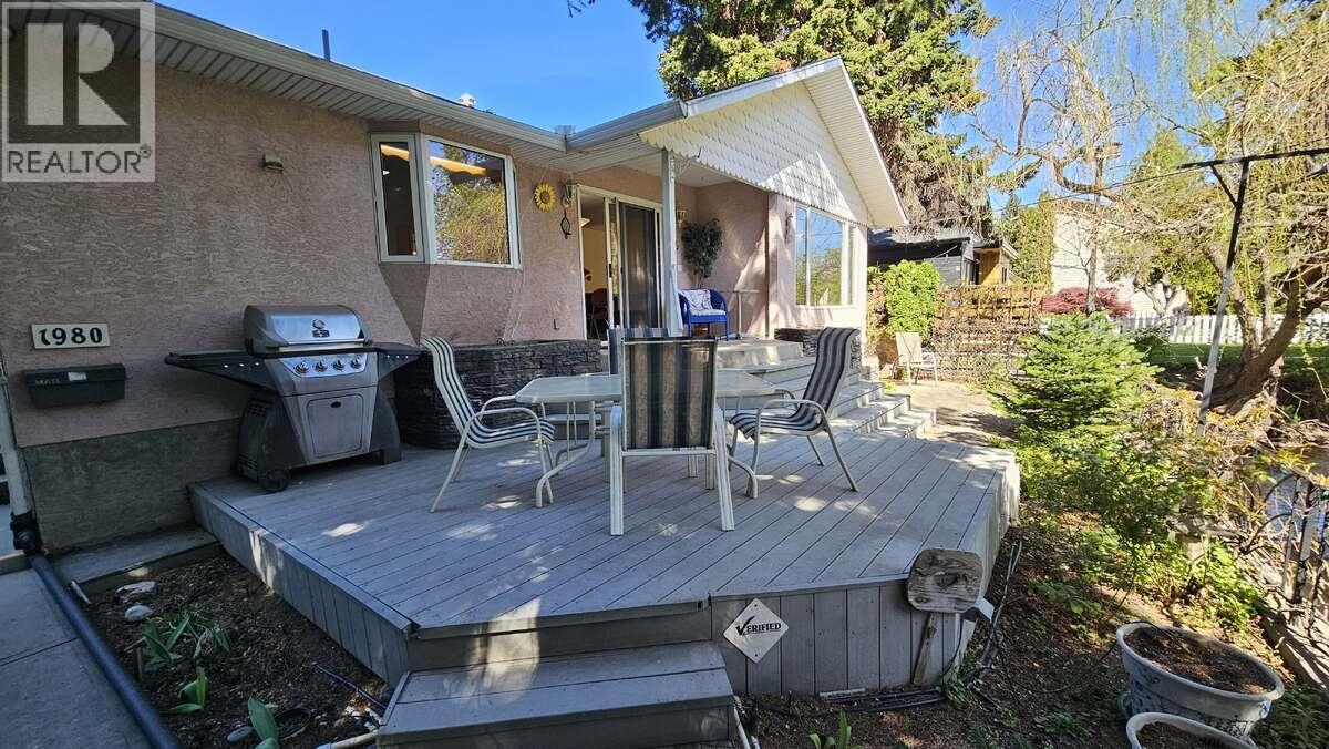 1980 Ethel Street, Kelowna, British Columbia  V1Y 2Z5 - Photo 5 - 10383061