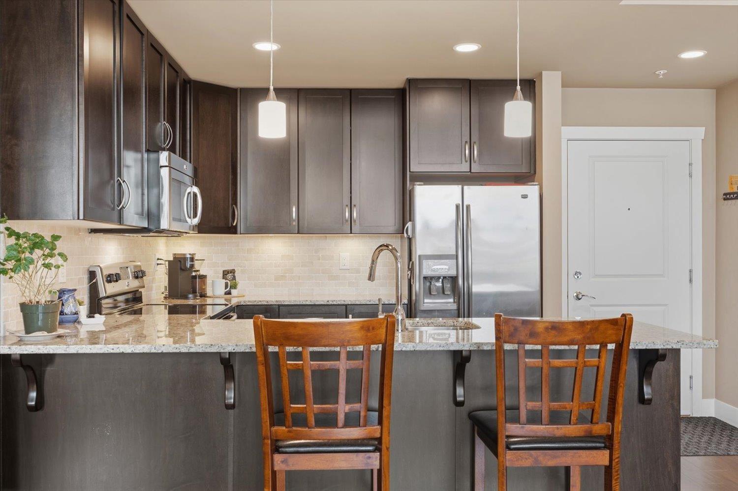 402 3192 Gladwin Road, Abbotsford, British Columbia  V2T 6M9 - Photo 7 - R3115718