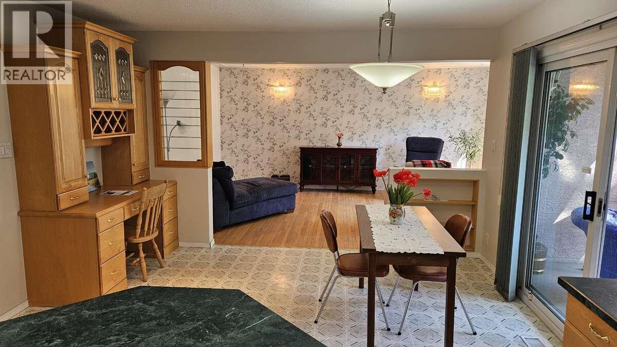 1980 Ethel Street, Kelowna, British Columbia  V1Y 2Z5 - Photo 9 - 10383061