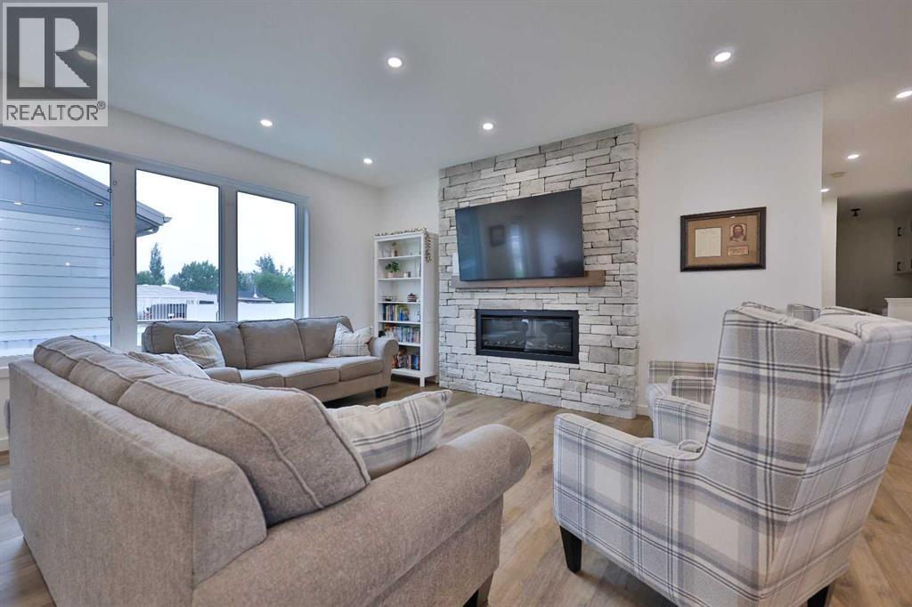 246 4a Street, Stirling, Alberta  T0K 2E0 - Photo 15 - A2280045