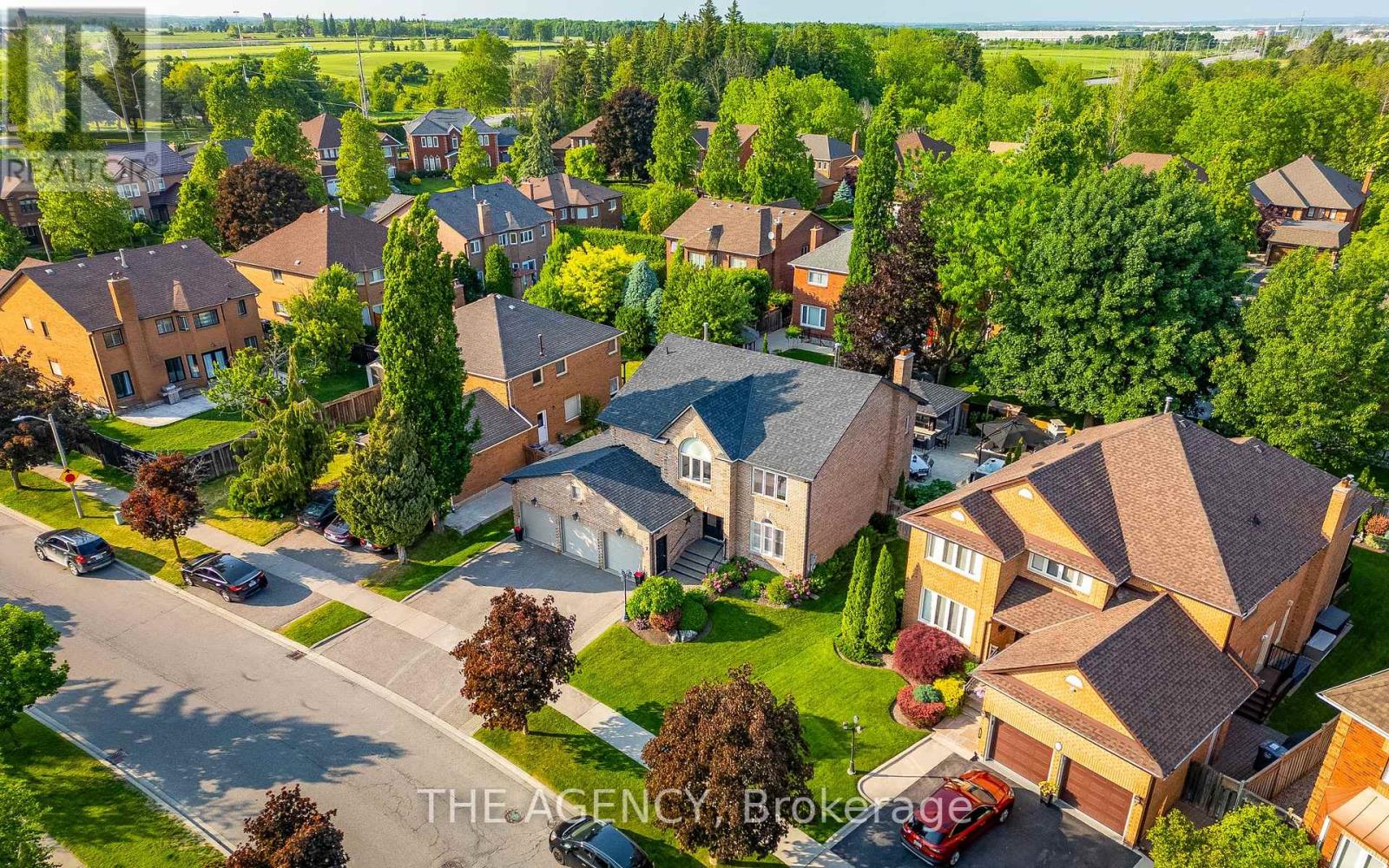 7 STONEGATE DRIVE, Brampton, Ontario