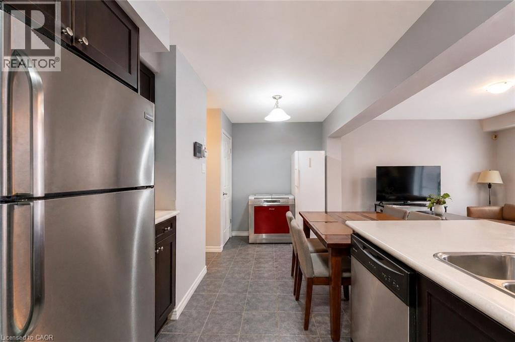 71 Glenvista Drive, Kitchener, Ontario  N2R 0E3 - Photo 8 - 40823331