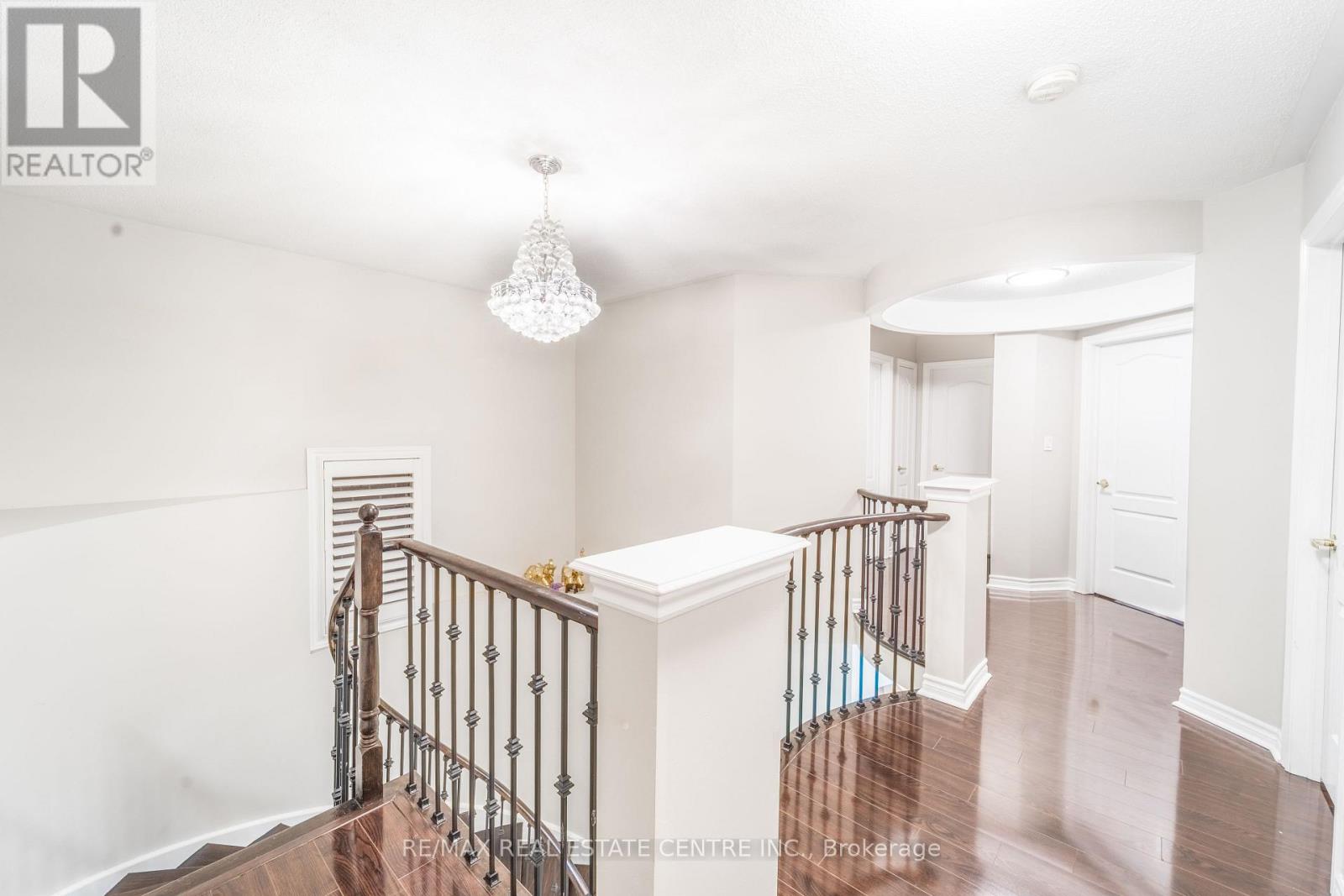 67 Gorevale Drive, Brampton, Ontario  L6P 2H2 - Photo 13 - W13044090