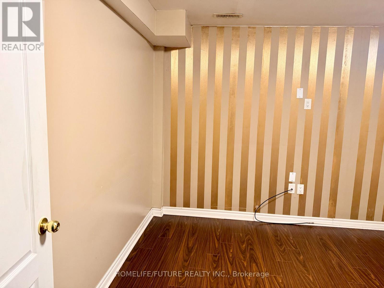 Bsmt - 22 Gamson Crescent, Brampton, Ontario  L6R 0V8 - Photo 16 - W13046098